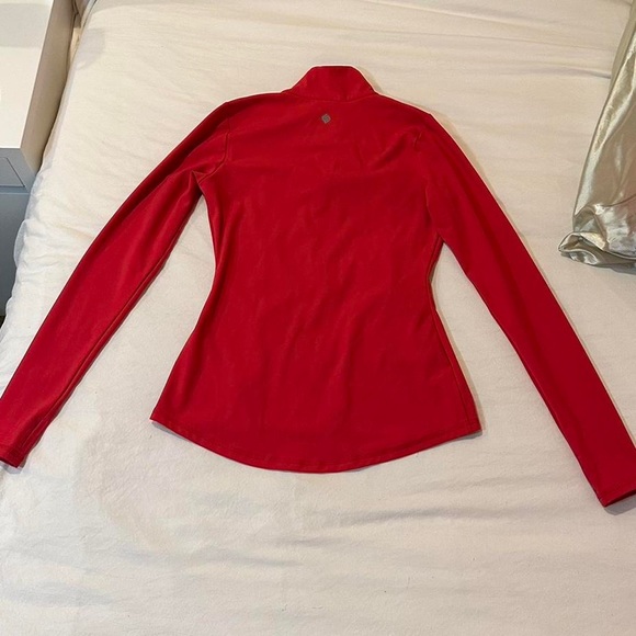 fashion nova workout set (leggings and jacket) - Picture 5 of 7